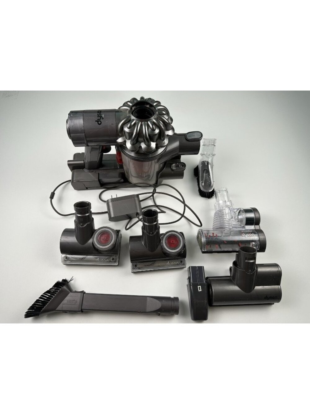 Dyson V6 Absolute Cordless Bagless Vacuum Cleaner - Parts SV09